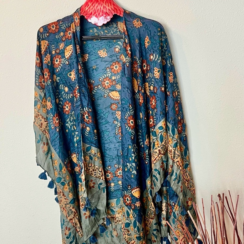 Natural Life Blue Floral Kimono NEW - Picture 3 of 13